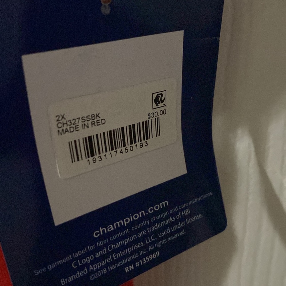 Men’s Red Champion Shirt - Picture 2 of 3